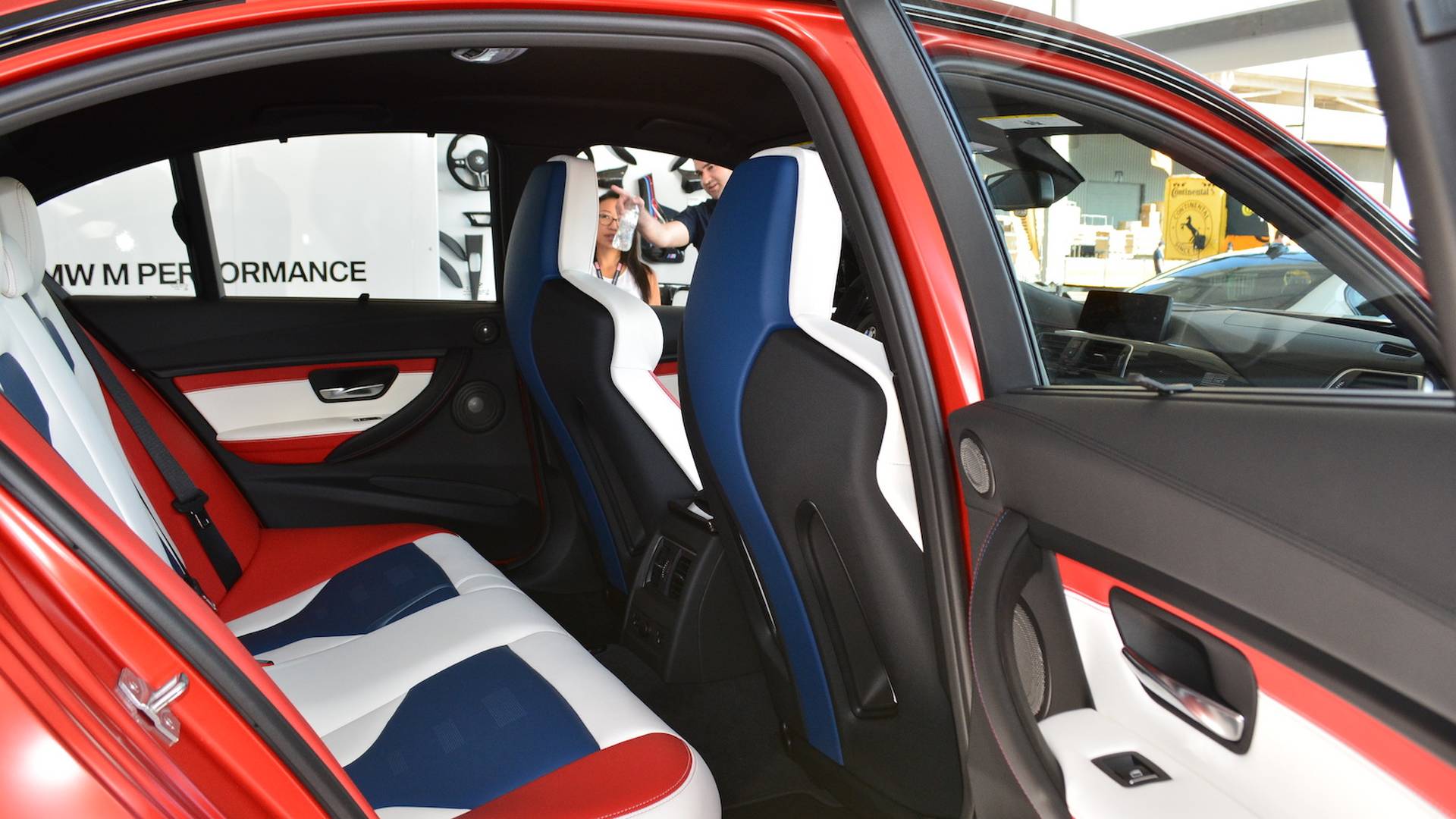 BMW M3 30 YEARS AMERICAN EDITION: UMA VITRINE DA M PERFORMANCE EM LAS VEGAS, foto 37