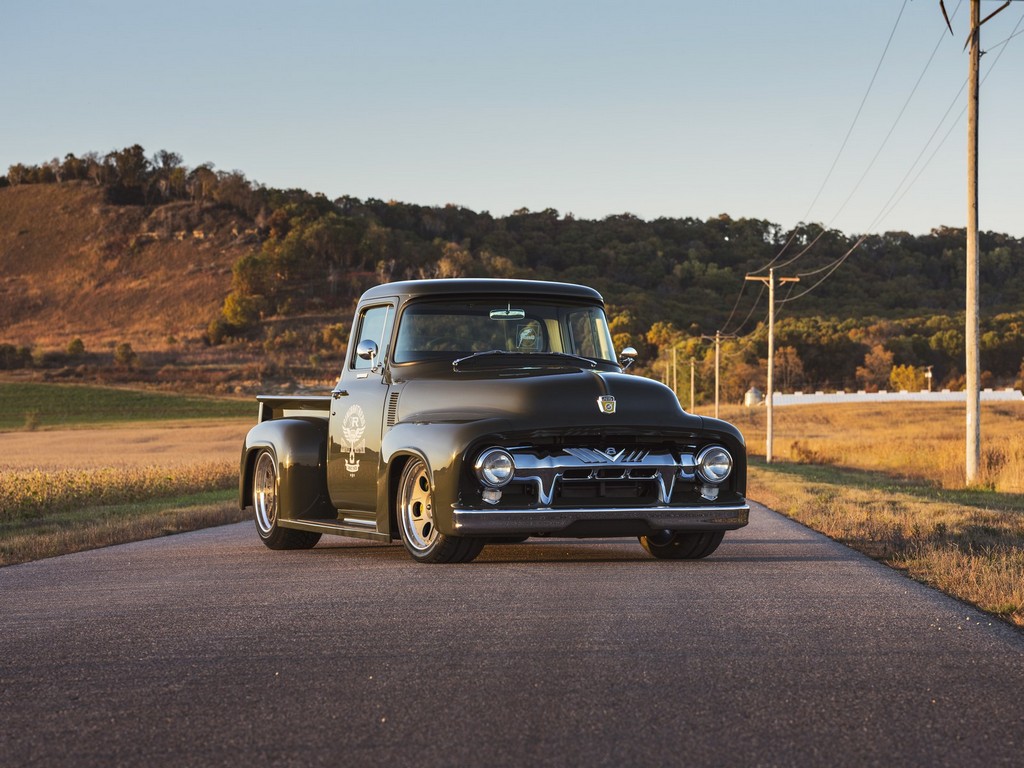 RINGBROTHERS APRESENTOU EM LAS VEGAS O CLEM 101, UM FORD F-100 COM UM MOTOR V8 DE 415 CV, foto 1
