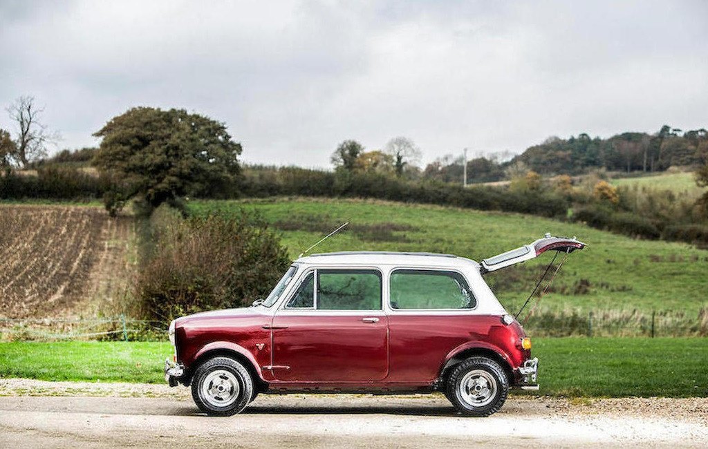 UM RARO MINI AUSTIN COOPER S DE RINGO STARR SERÁ LEILOADO NO REINO UNIDO, foto 6