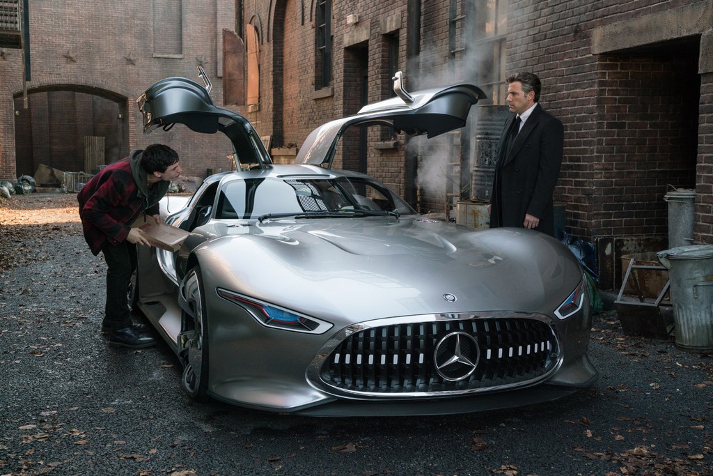 MERCEDES-BENZ SE UNE À ‘LIGA DA JUSTIÇA’ EM NOVO FILME DA WARNER BROS. PICTURES, foto 7