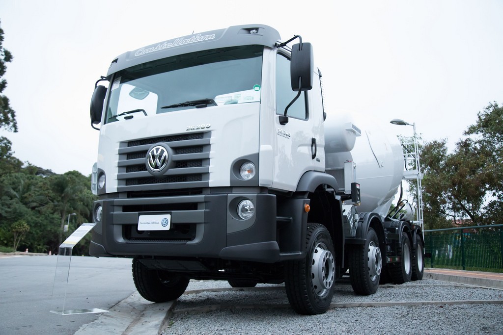 VW CAMINHÕES APRESENTA VW CONSTELLATION 32.360 V-TRONIC PARA ATENDER AOS SEGMENTOS DE CONSTRUÇÃO CIVIL E MINERAÇÃO, foto 3