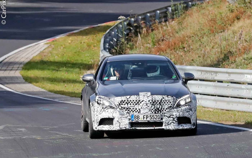 PROTÓTIPO DO NOVO MERCEDES-AMG C 63 COUPE JÁ RODA EM NÜRBURGRING, foto 1