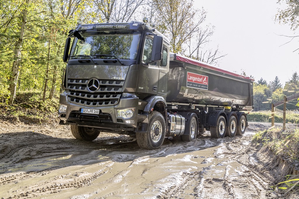 CAMINHÃO AROCS É O ESPECIALISTA DA MERCEDES-BENZ PARA CONSTRUÇÃO NA EUROPA, foto 7