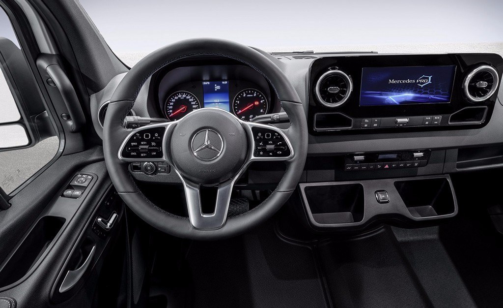 MERCEDES-BENZ REVELA O INTERIOR DA TERCEIRA GERAÇÃO DO SPRINTER, foto 2