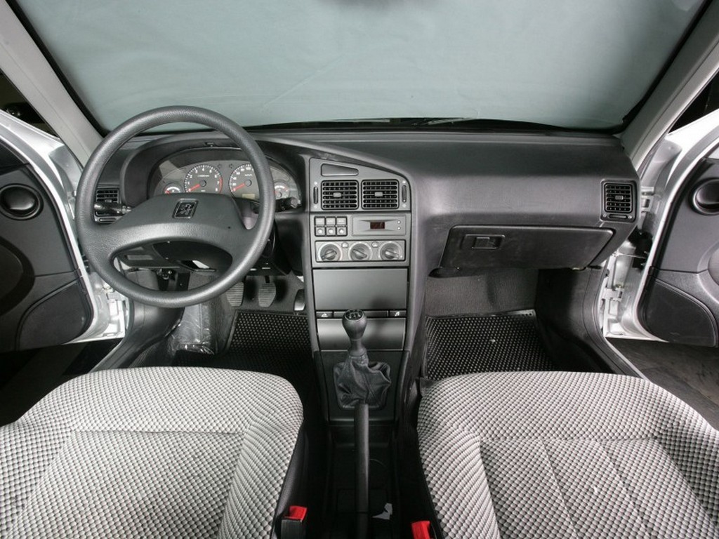 PEUGEOT 405 É O 3º MODELO MAIS VENDIDO DA PSA EM 2017, foto 8