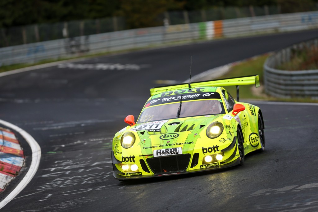 FOCO NA SPORT GT: PORSCHE PARTICIPARÁ DE LE MANS COM QUATRO CARROS DE FÁBRICA, foto 13