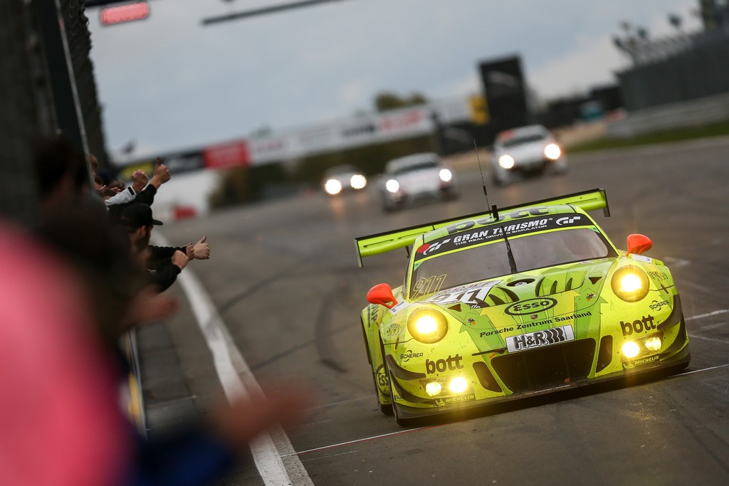 FOCO NA SPORT GT: PORSCHE PARTICIPARÁ DE LE MANS COM QUATRO CARROS DE FÁBRICA, foto 14