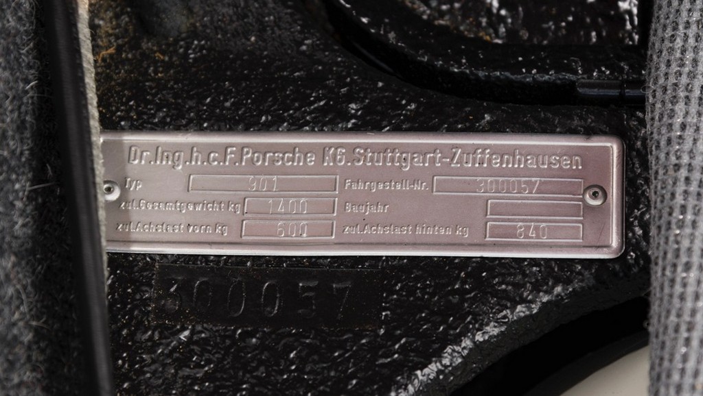 RESTAURADO O 911 MAIS ANTIGO DO MUSEU DA PORSCHE EM STUTTGART, foto 8