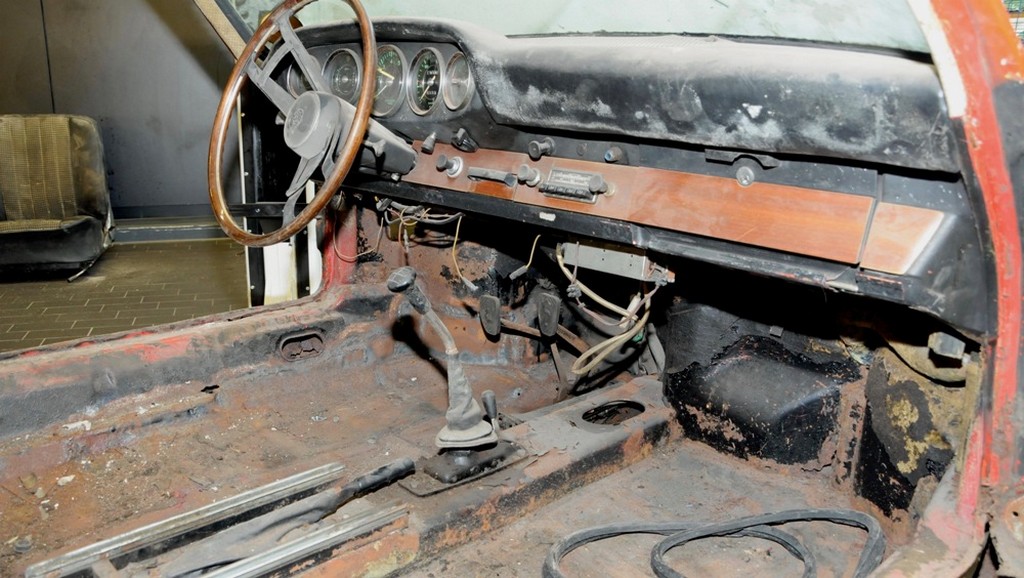 RESTAURADO O 911 MAIS ANTIGO DO MUSEU DA PORSCHE EM STUTTGART, foto 15