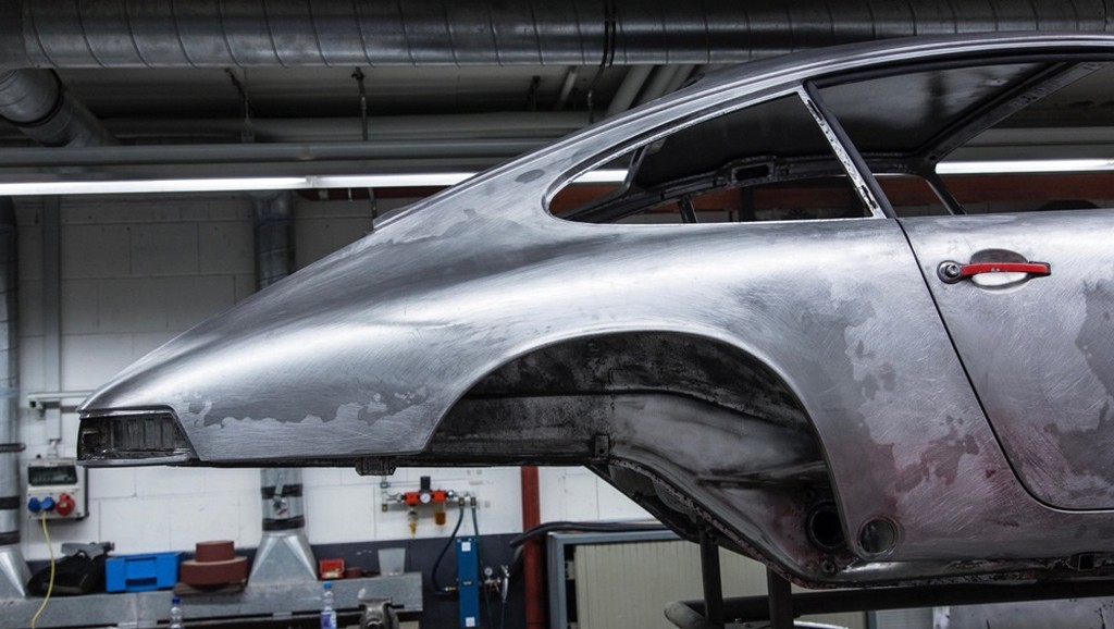 RESTAURADO O 911 MAIS ANTIGO DO MUSEU DA PORSCHE EM STUTTGART, foto 18