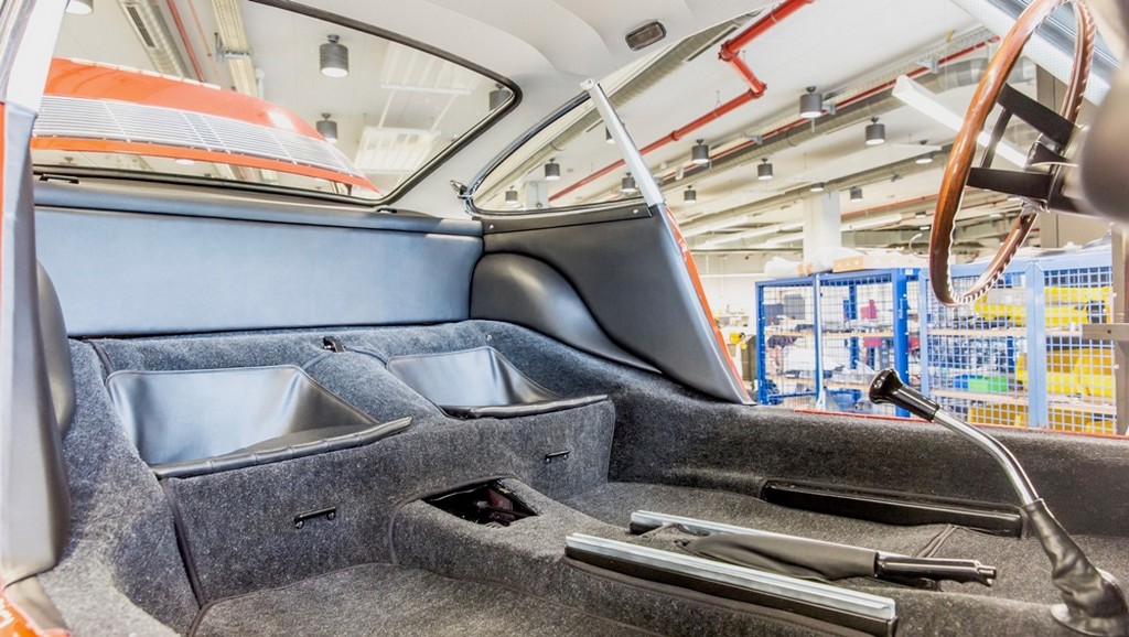 RESTAURADO O 911 MAIS ANTIGO DO MUSEU DA PORSCHE EM STUTTGART, foto 22