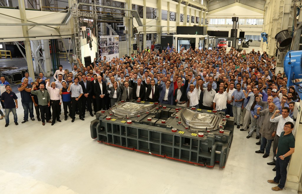 VOLKSWAGEN DO BRASIL CELEBRA 60 ANOS DE SUA FERRAMENTARIA COM INVESTIMENTO DE CERCA DE R$ 30 MILHÕES EM NOVAS MÁQUINAS, foto 1