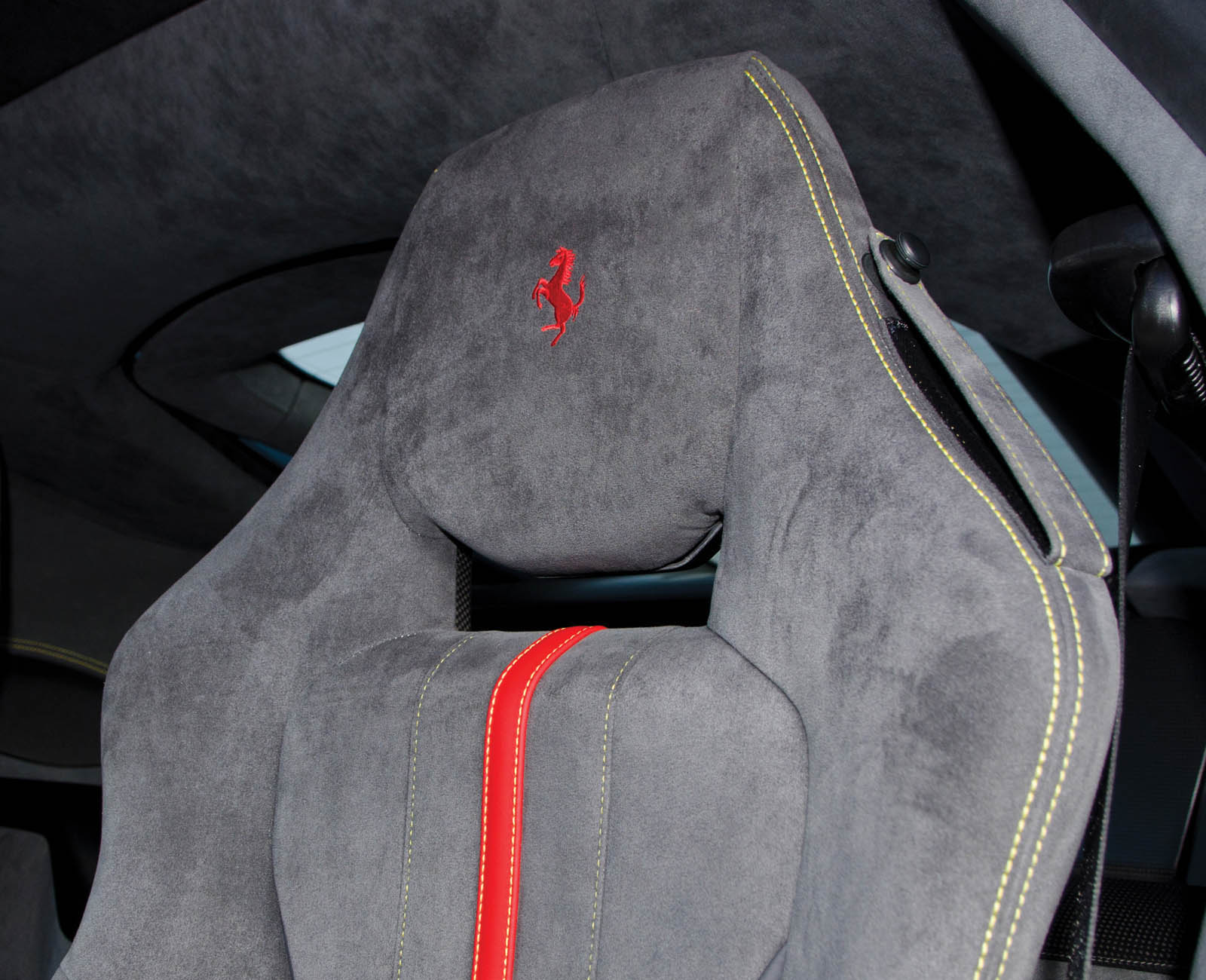 UM FERRARI F12tdf ‘TOUR DE FRANCE’ ÚNICO SERÁ LEILOADO NOS ESTADOS UNIDOS EM JANEIRO, foto 20