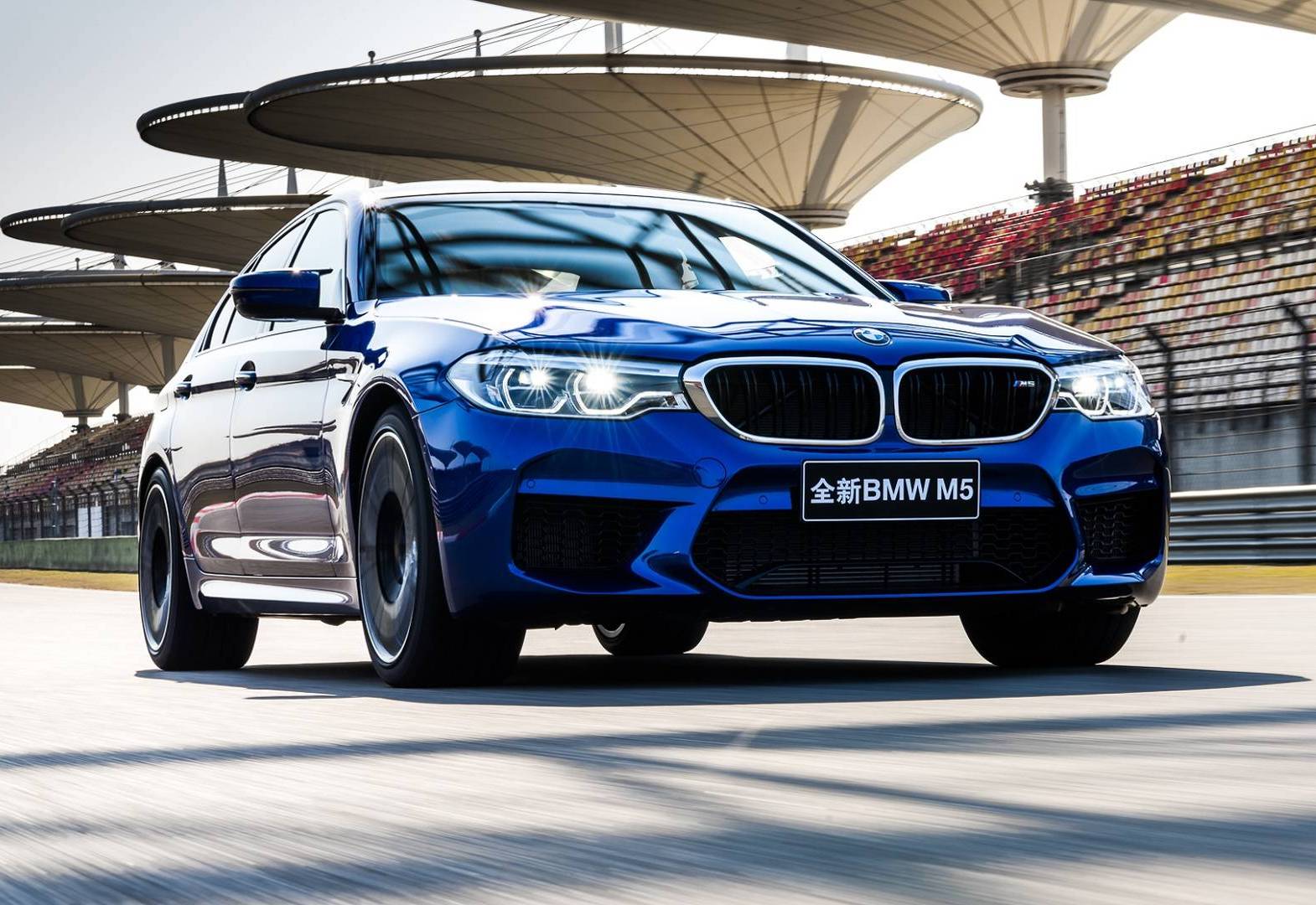NOVO BMW M5 QUEBRA O RECORDE NO CIRCUITO DE XANGAI, foto 1