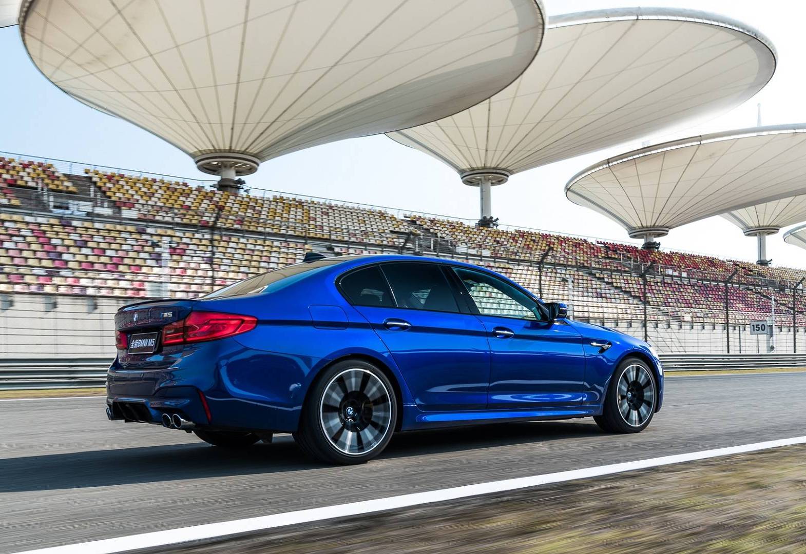 NOVO BMW M5 QUEBRA O RECORDE NO CIRCUITO DE XANGAI, foto 2