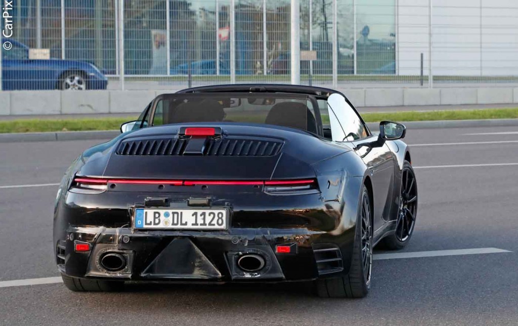 NOVO PORSCHE 911 SEGUE EM TESTES DE DESENVOLVIMENTO, foto 11