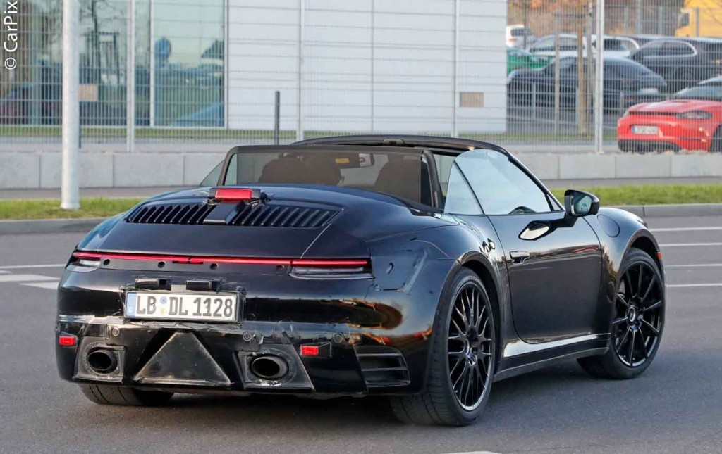 NOVO PORSCHE 911 SEGUE EM TESTES DE DESENVOLVIMENTO, foto 12