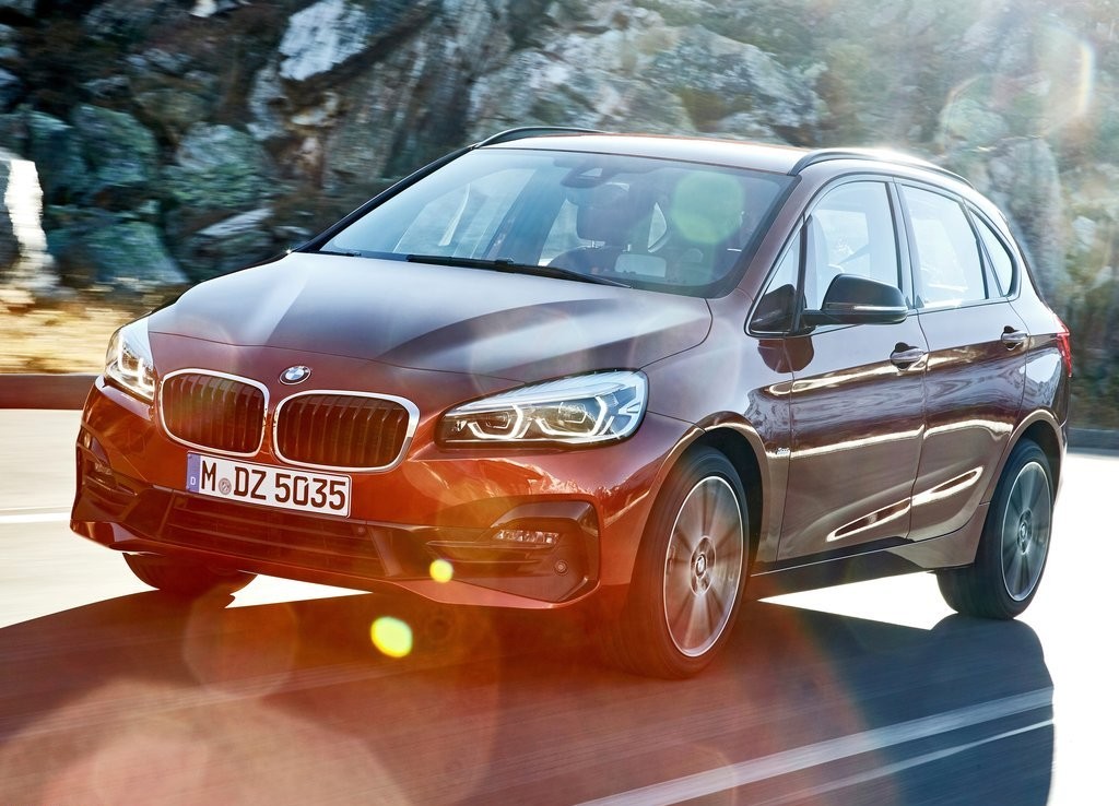 BMW REVELOU OS NOVOS SÉRIE 2 ACTIVE TOURER E GRAN TOURER, foto 3
