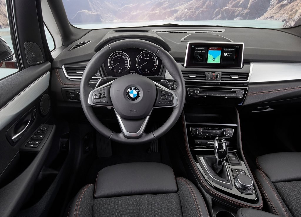 BMW REVELOU OS NOVOS SÉRIE 2 ACTIVE TOURER E GRAN TOURER, foto 20