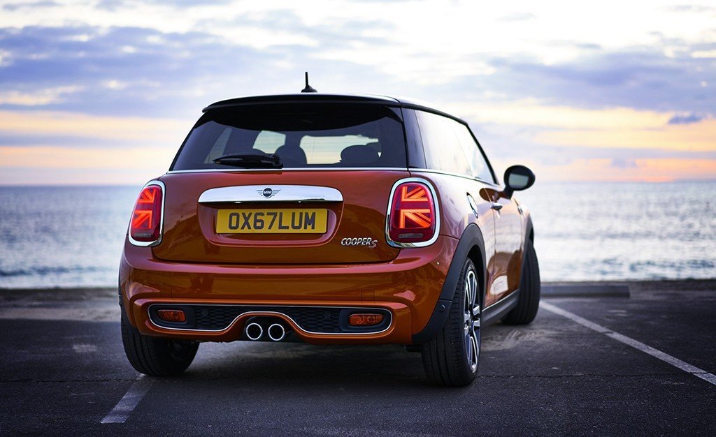 NOVOS MINI HATCH E CABRIO FORAM REVELADOS E SERÃO MOSTRADOS NO SALÃO DE DETROIT, foto 12