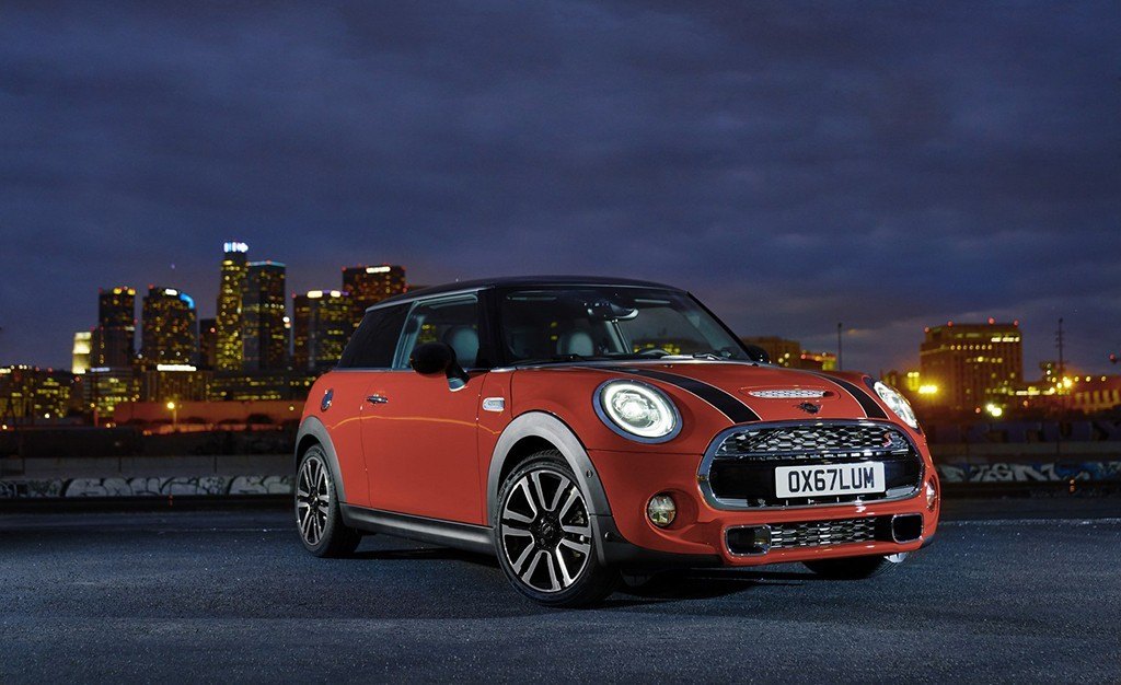 NOVOS MINI HATCH E CABRIO FORAM REVELADOS E SERÃO MOSTRADOS NO SALÃO DE DETROIT, foto 13
