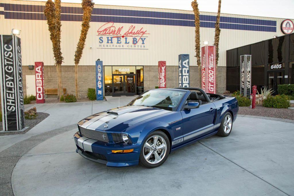 UM RARO FORD MUSTANG SHELBY GT CONVERTIBLE USADO POR CARROLL SHELBY SERÁ LEILOADO, foto 1