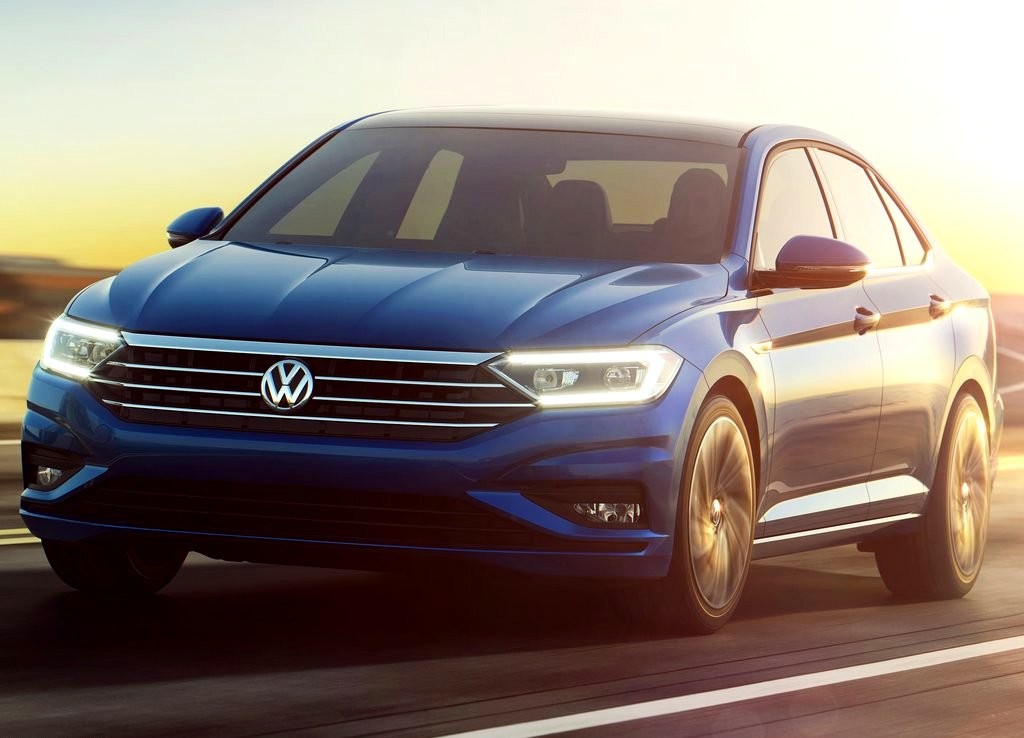 VOLKSWAGEN JETTA CHEGA RENOVADO A DETROIT, foto 5