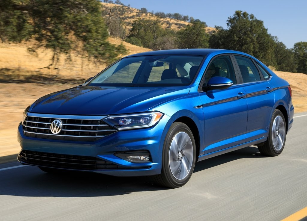 VOLKSWAGEN JETTA CHEGA RENOVADO A DETROIT, foto 9