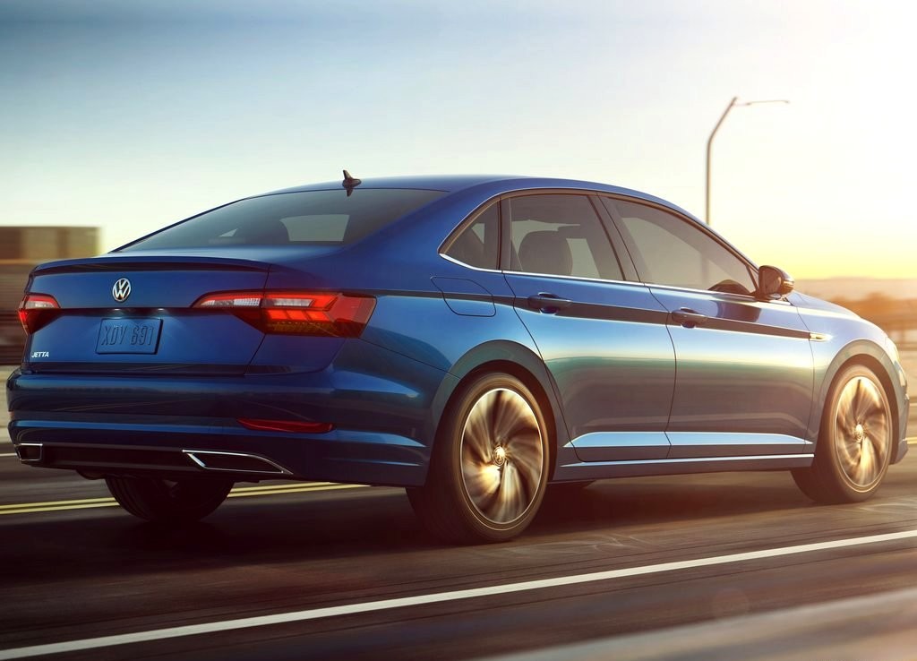 VOLKSWAGEN JETTA CHEGA RENOVADO A DETROIT, foto 13