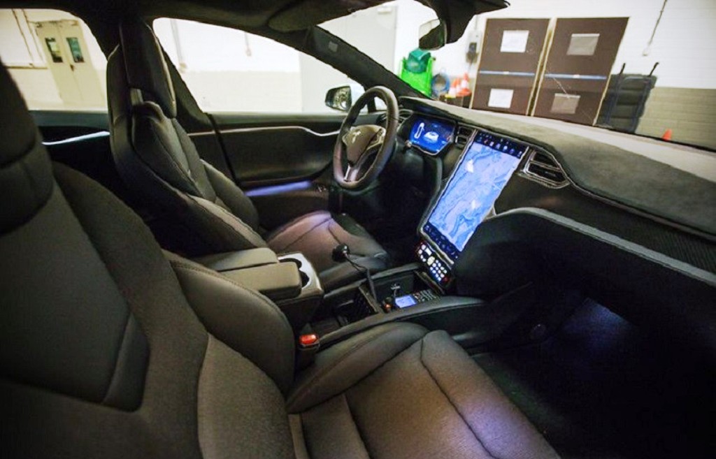 GRÃO DUCADO DE LUXEMBURGO TERÁ O TESLA S EM SEU CORPO POLICIAL, foto 4