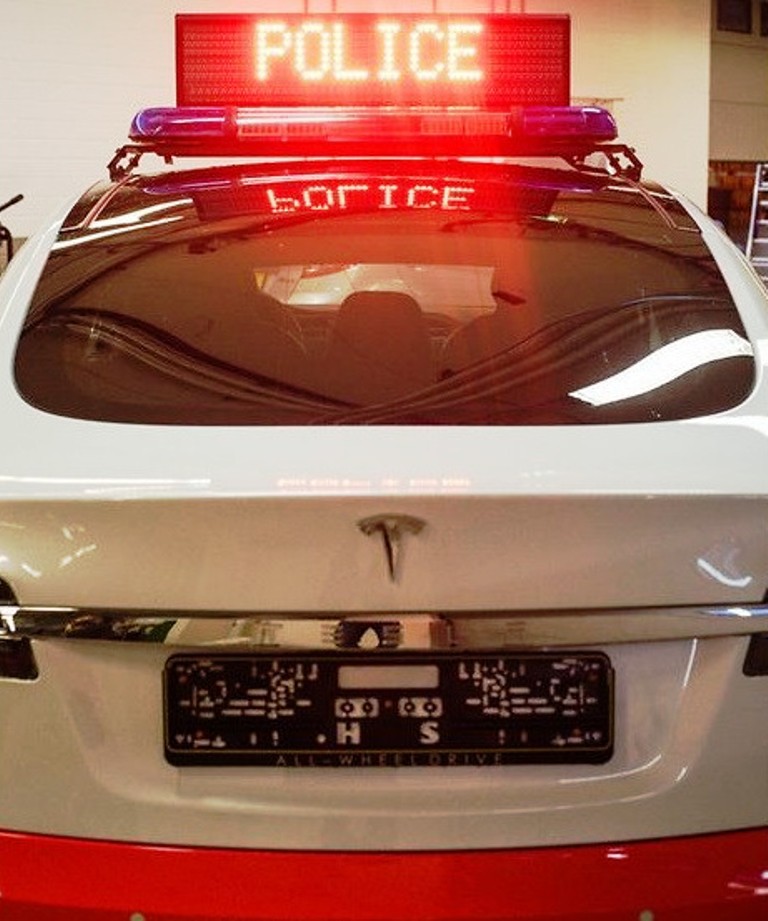 GRÃO DUCADO DE LUXEMBURGO TERÁ O TESLA S EM SEU CORPO POLICIAL, foto 6