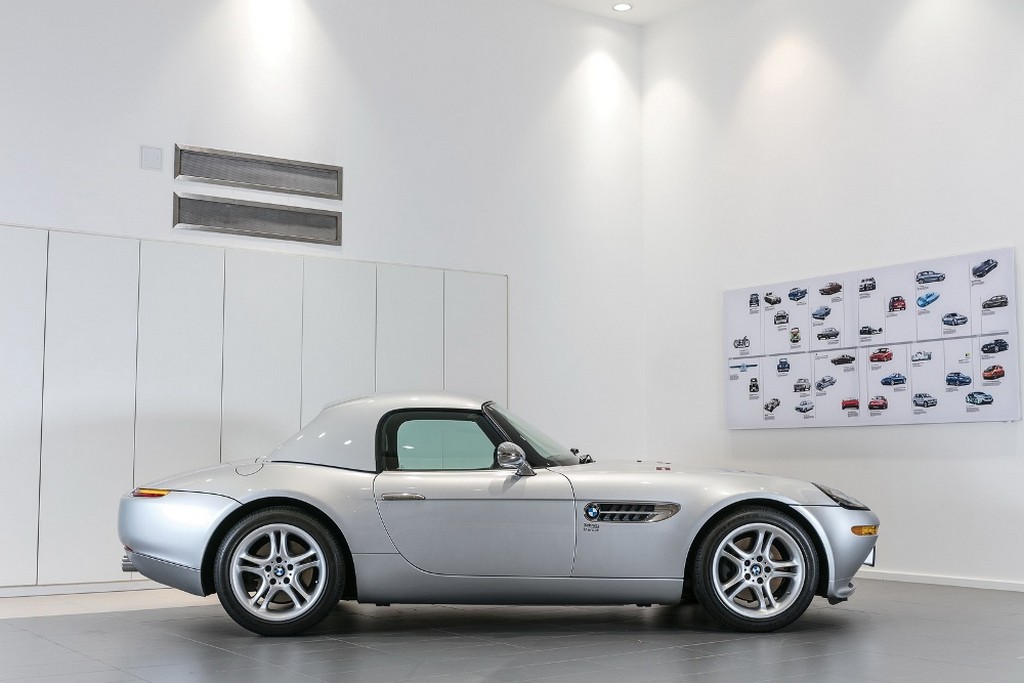 UM MAGNÍFICO BMW Z8 DE 2001 SERÁ LEILOADO EM PARIS, foto 4