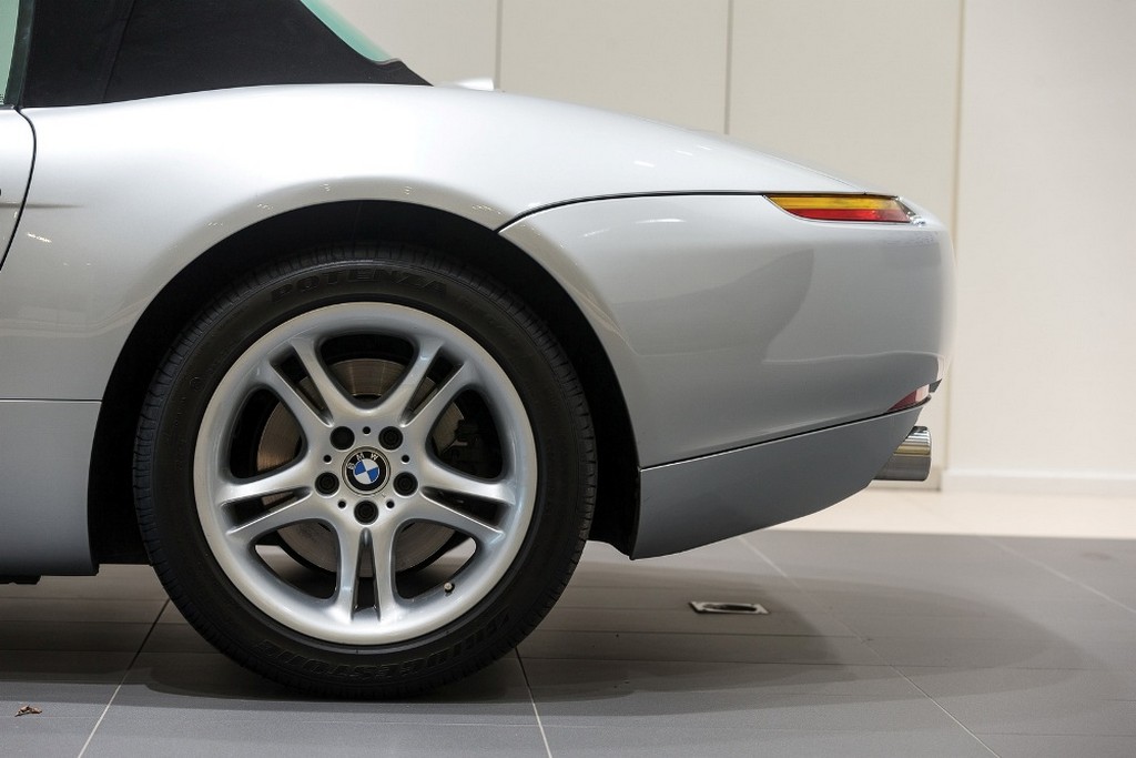 UM MAGNÍFICO BMW Z8 DE 2001 SERÁ LEILOADO EM PARIS, foto 8