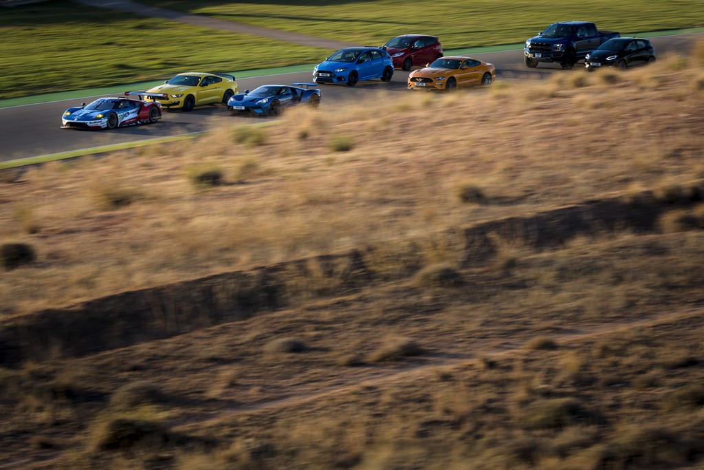 OITO MODELOS FORD PERFORMANCE JUNTOS EM UM ESPETÁCULO NA PISTA, foto 13