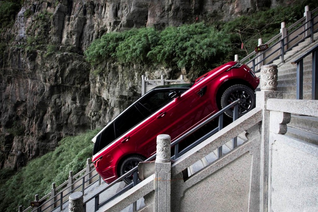 RANGE ROVER SPORT PHEV ALCANÇA A ‘PORTA DO CÉU’ NAS MONTANHAS CHINESAS DE TIANMEN, foto 8