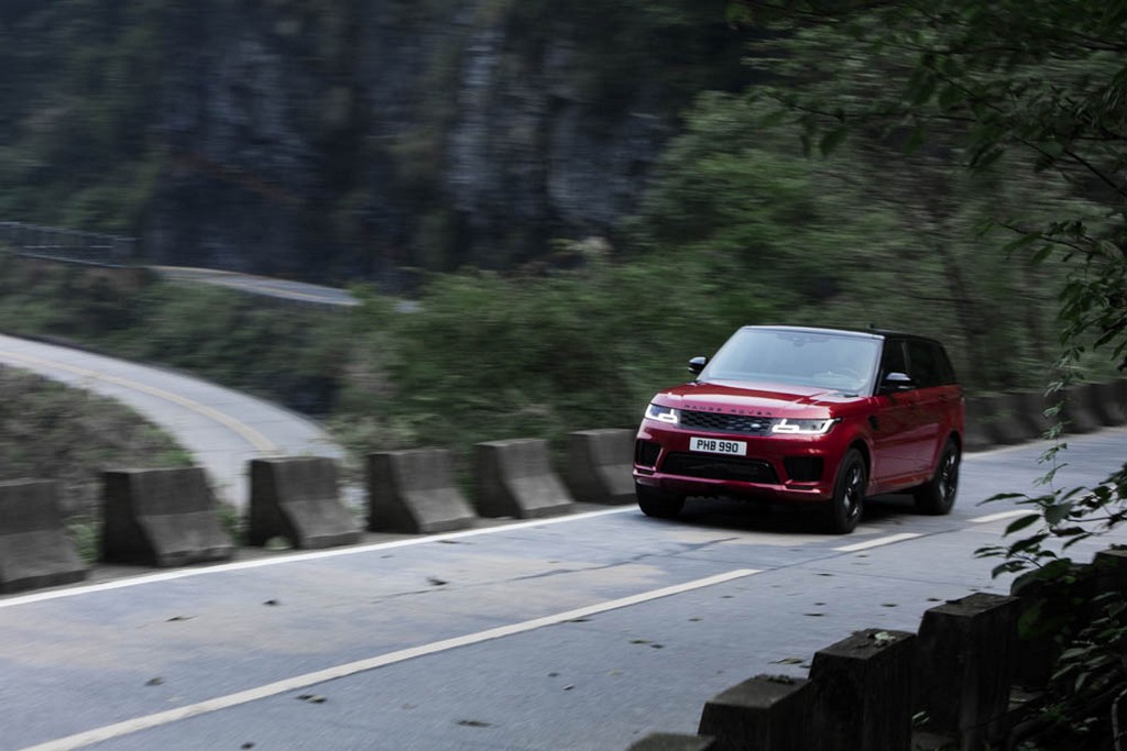 RANGE ROVER SPORT PHEV ALCANÇA A ‘PORTA DO CÉU’ NAS MONTANHAS CHINESAS DE TIANMEN, foto 11
