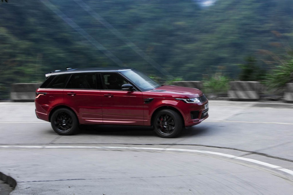 RANGE ROVER SPORT PHEV ALCANÇA A ‘PORTA DO CÉU’ NAS MONTANHAS CHINESAS DE TIANMEN, foto 12