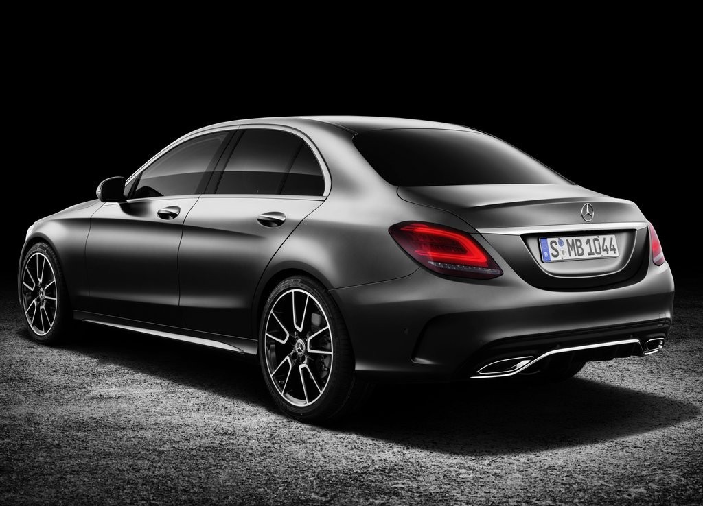 MERCEDES-BENZ C CLASS 2019 ESTREARÁ EM GENEBRA COM LEVES MUDANÇAS, foto 3