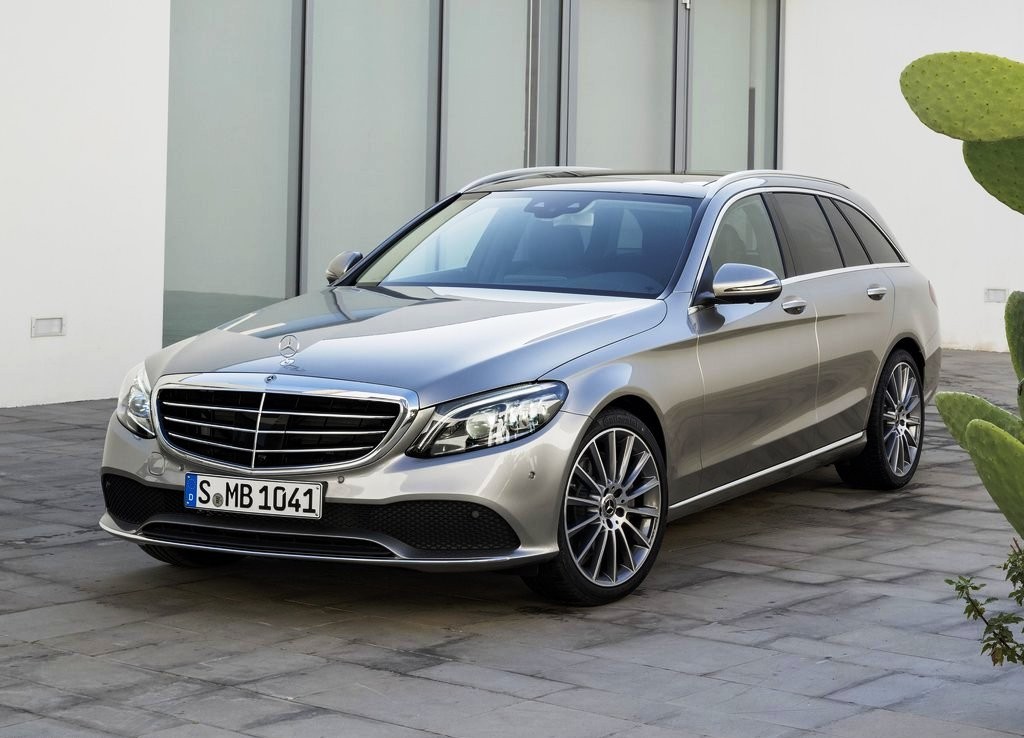 MERCEDES-BENZ C CLASS 2019 ESTREARÁ EM GENEBRA COM LEVES MUDANÇAS, foto 5