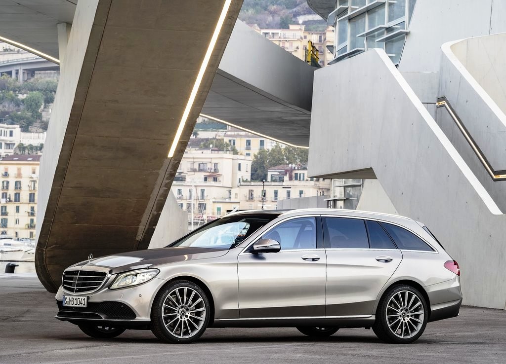 MERCEDES-BENZ C CLASS 2019 ESTREARÁ EM GENEBRA COM LEVES MUDANÇAS, foto 6
