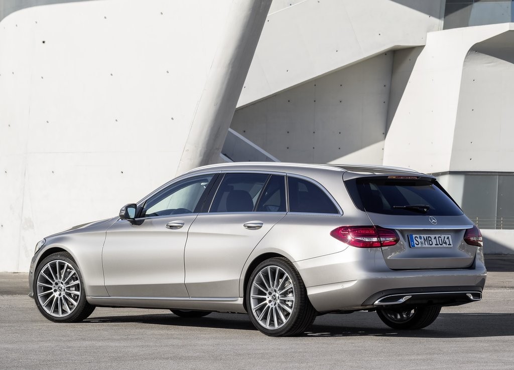 MERCEDES-BENZ C CLASS 2019 ESTREARÁ EM GENEBRA COM LEVES MUDANÇAS, foto 15