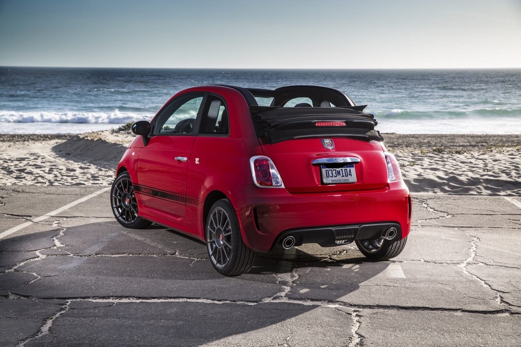 FIAT 500 ATUALIZADO NOS ESTADOS UNIDOS E AGORA CONTA COM O MOTOR TURBO COM 135 CV DE SÉRIE, foto 18