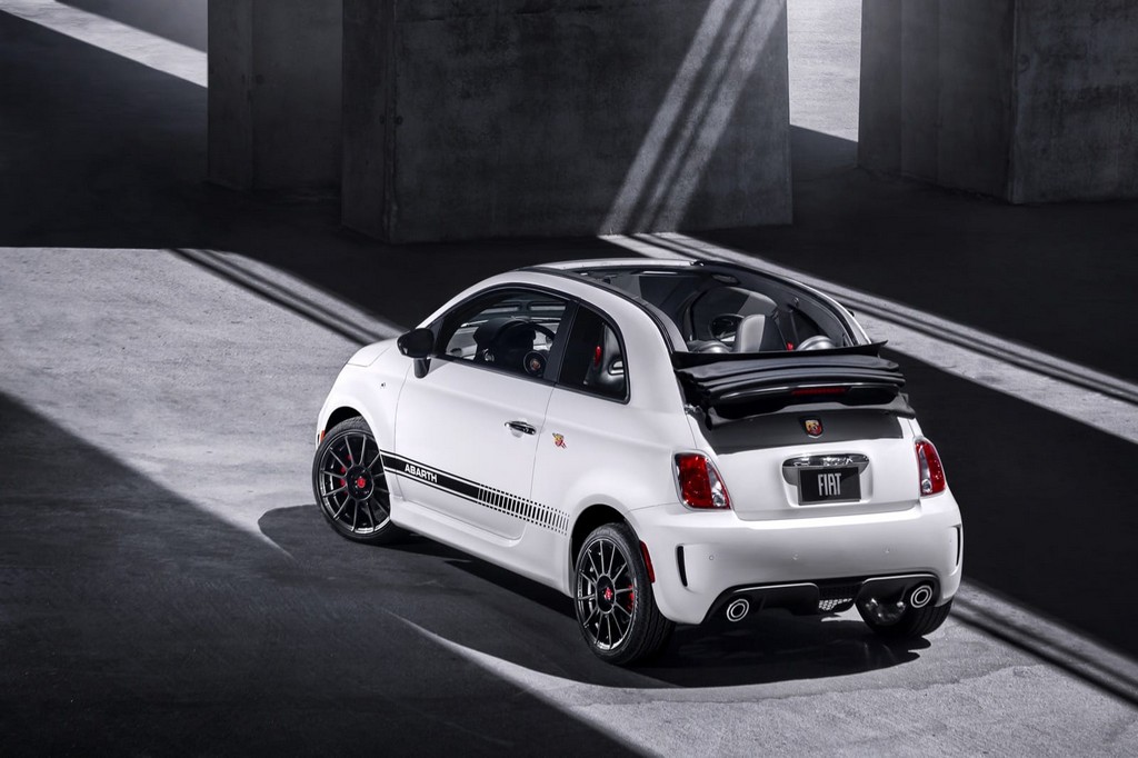 FIAT 500 ATUALIZADO NOS ESTADOS UNIDOS E AGORA CONTA COM O MOTOR TURBO COM 135 CV DE SÉRIE, foto 20