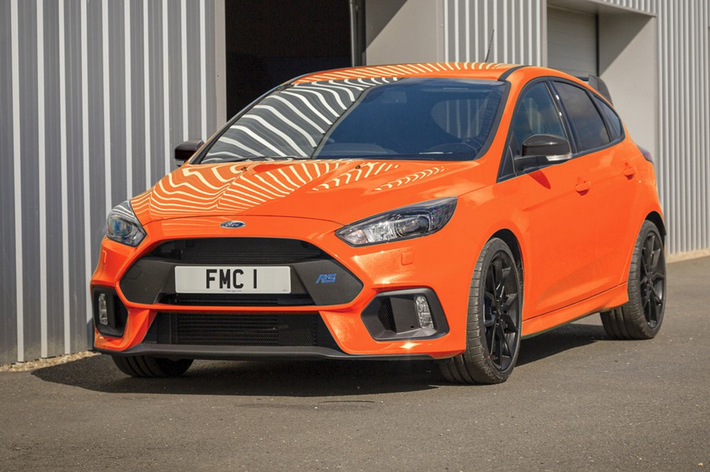 FORD FOCUS RS HERITAGE EDITION: UMA EDIÇÃO LIMITADA EXCLUSIVA PARA O REINO UNIDO, foto 1