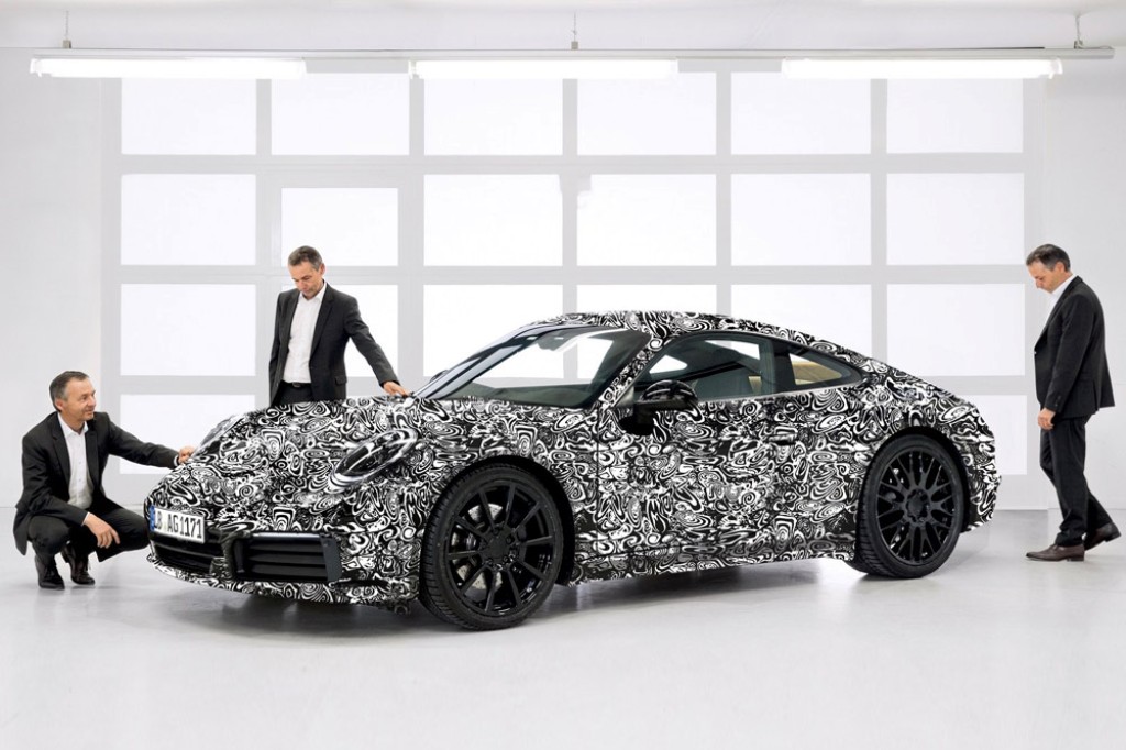 PORSCHE REVELA PELA PRIMEIRA VEZ A NOVA GERAÇÃO 992 DO 911, foto 1