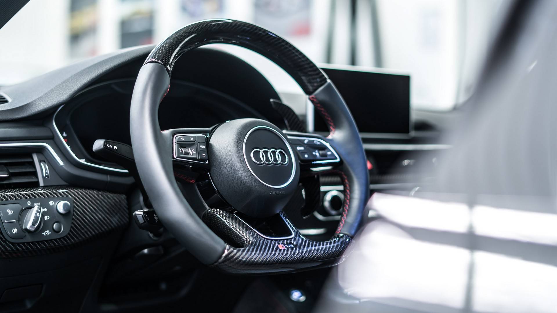 AUDI RS4-R AVANT BY ABT SPORTSLINE CHEGA A GENEBRA COM 530 CV, foto 14