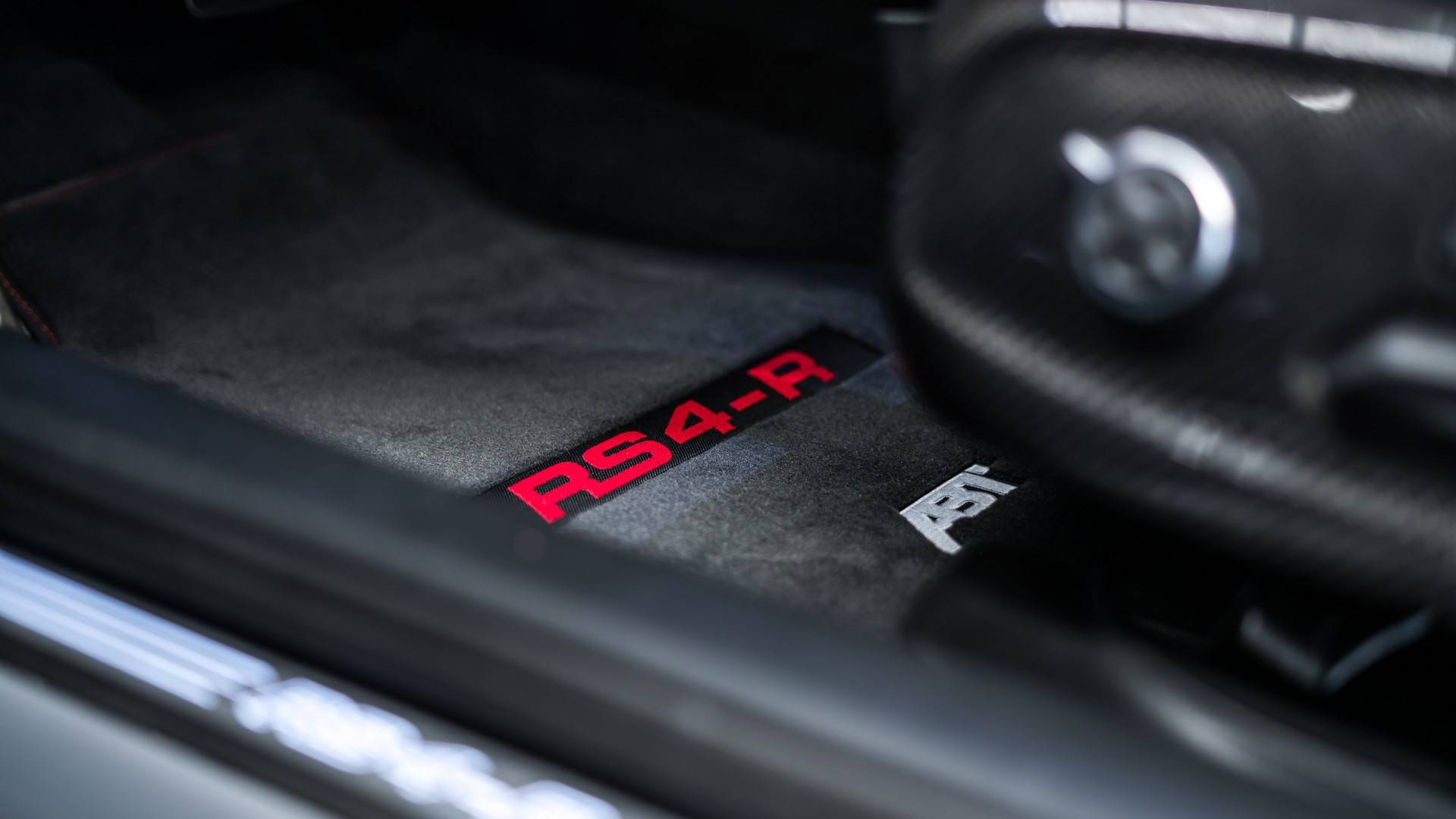 AUDI RS4-R AVANT BY ABT SPORTSLINE CHEGA A GENEBRA COM 530 CV, foto 16
