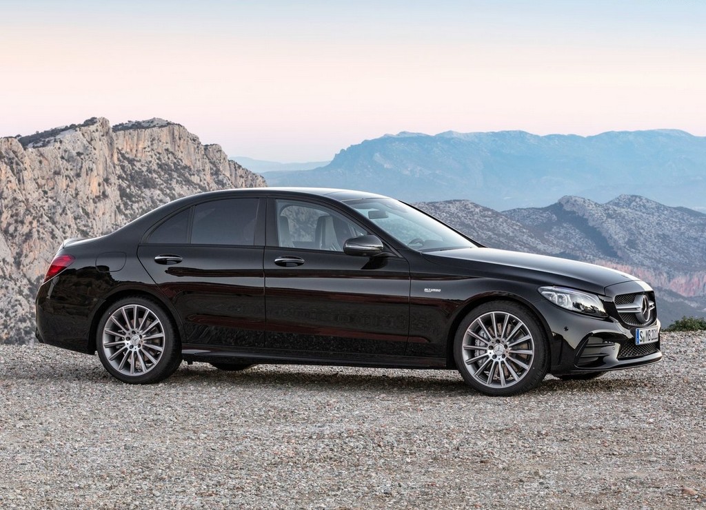 NOVO MERCEDES-AMG C 43 4MATIC CHEGA COM MAIS POTÊNCIA E EQUIPAMENTO TECNOLÓGICO, foto 4