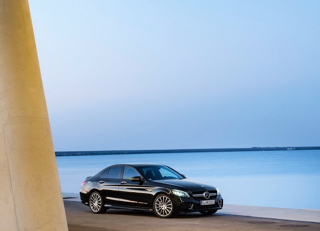 NOVO MERCEDES-AMG C 43 4MATIC CHEGA COM MAIS POTÊNCIA E EQUIPAMENTO TECNOLÓGICO, foto 6