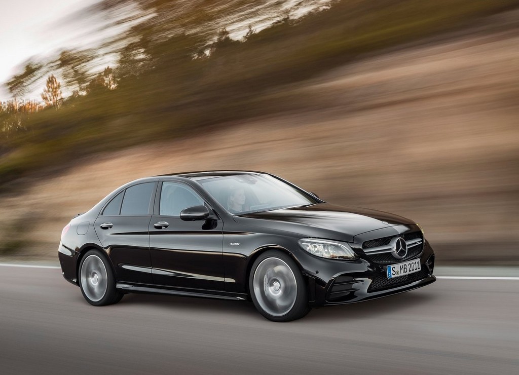 NOVO MERCEDES-AMG C 43 4MATIC CHEGA COM MAIS POTÊNCIA E EQUIPAMENTO TECNOLÓGICO, foto 10